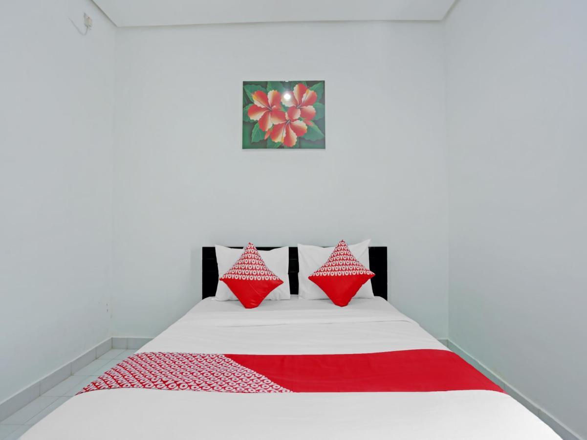 Oyo 90456 Moh Yamin Residence Balian Exterior photo